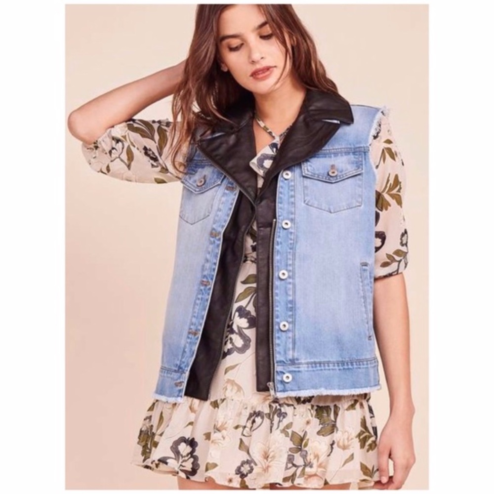 NWT BB Dakota Rebel Rebel Denim Vest Light Blue
